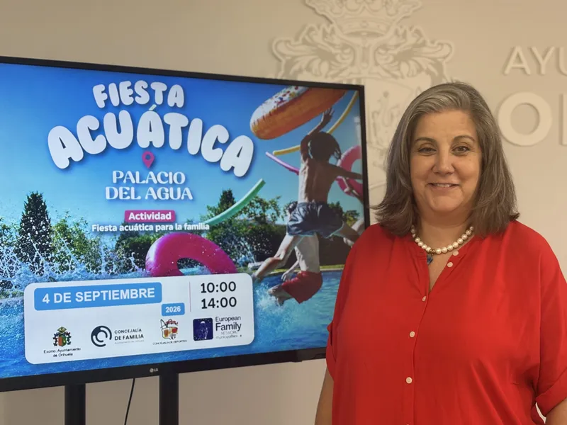 Orihuela despide el verano con una fiesta acuática familiar en el Palacio del Agua