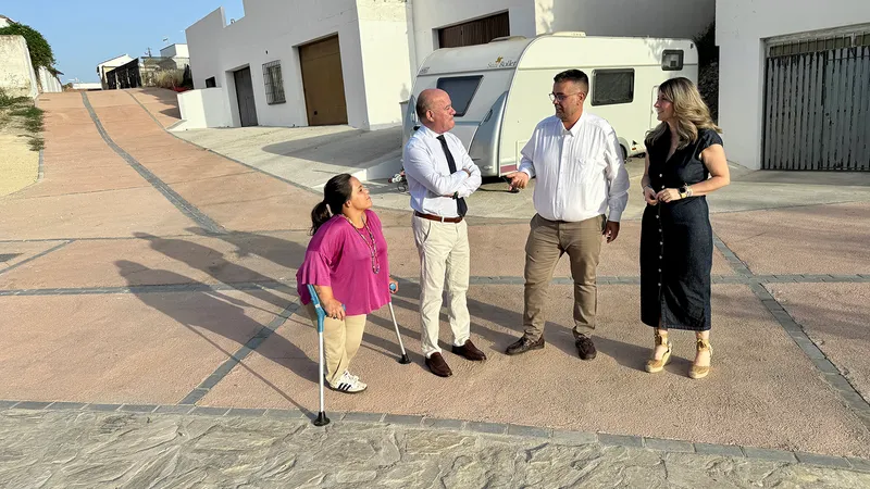 Finalizan las obras de mejora en Villanueva de Cauche, Antequera, con una inversión de 175.000 euros