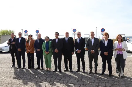 Repsol abre en Manzanares un punto clave de recarga ultrarrápida para vehículos eléctricos