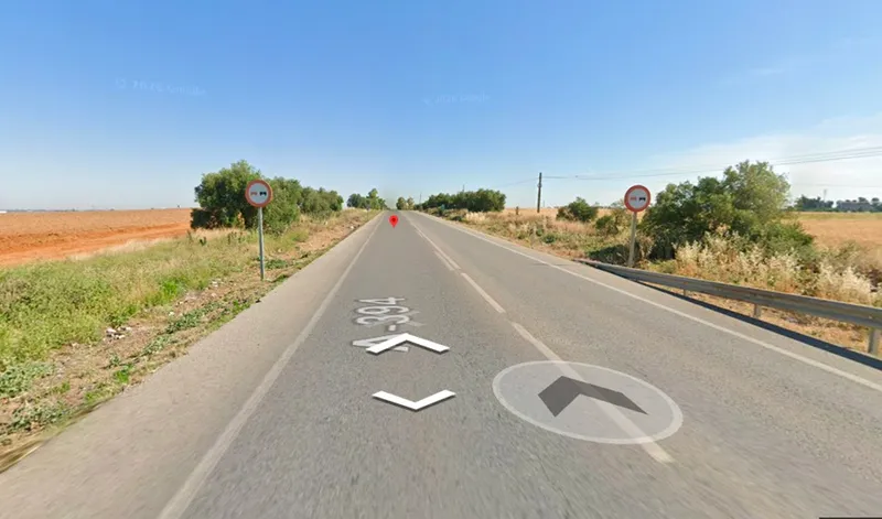 Dos fallecidos y tres heridos en un grave accidente de tráfico en la A-394 de Utrera