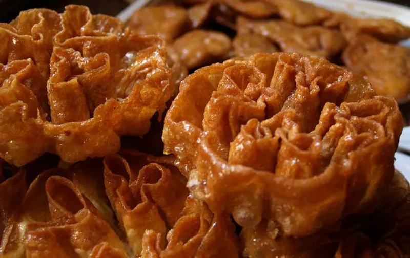 Holguera celebra sus dulces tradicionales: coquillos y rosetas