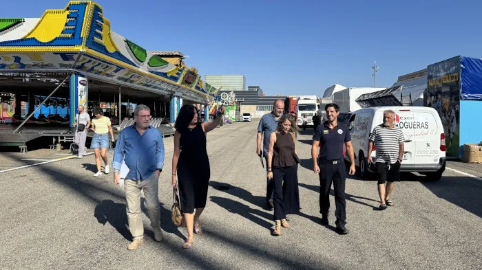 Huesca ultima los preparativos del recinto ferial para las fiestas de San Lorenzo