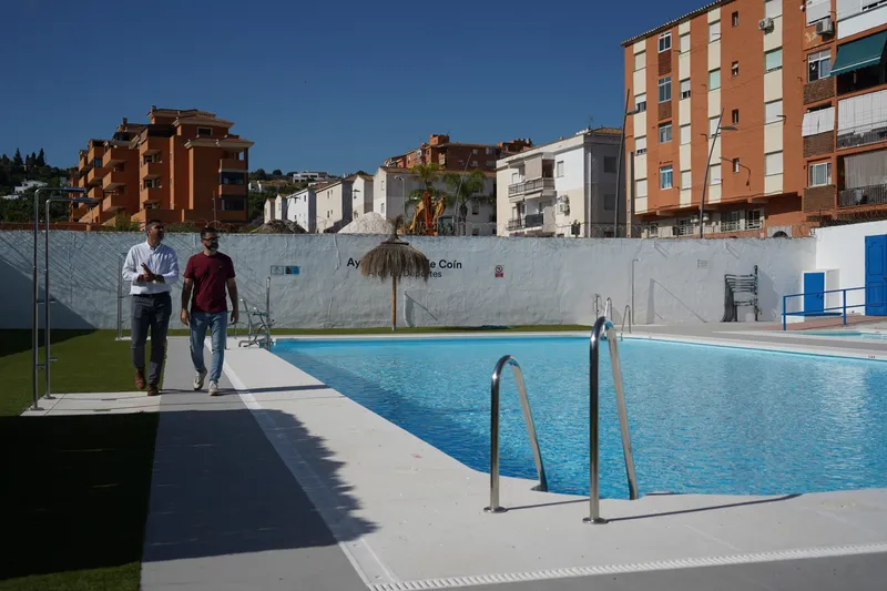 Coín lanza su programa deportivo de verano con más de 500 plazas y tres piscinas abiertas