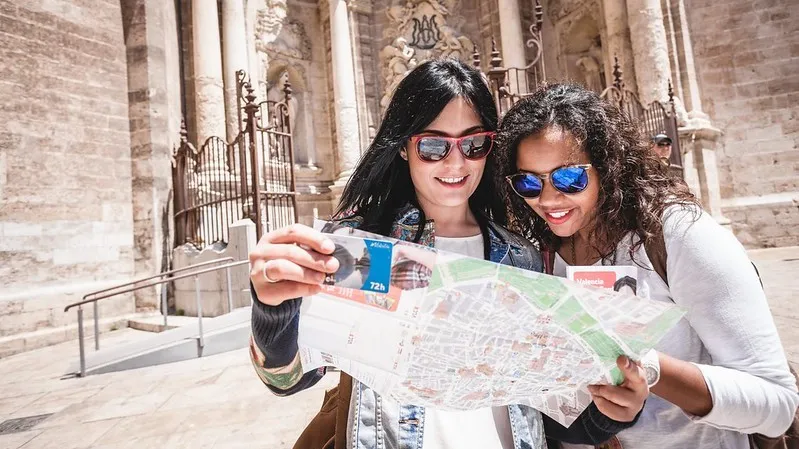 València lanza un decálogo para fomentar el turismo responsable y la convivencia