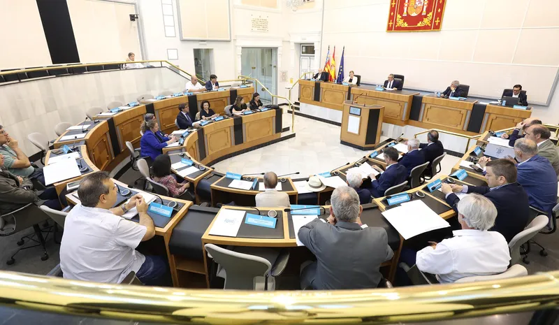 La Diputación de Alicante celebra la sentencia favorable al trasvase Júcar-Vinalopó y exige obras pendientes