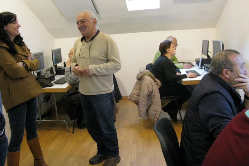Nigrán impulsa el envejecimiento activo con programas de ocio y bienestar para mayores