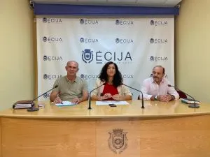 El Ayuntamiento de Écija media en el conflicto de las 91 viviendas del Estatuto de Autonomía