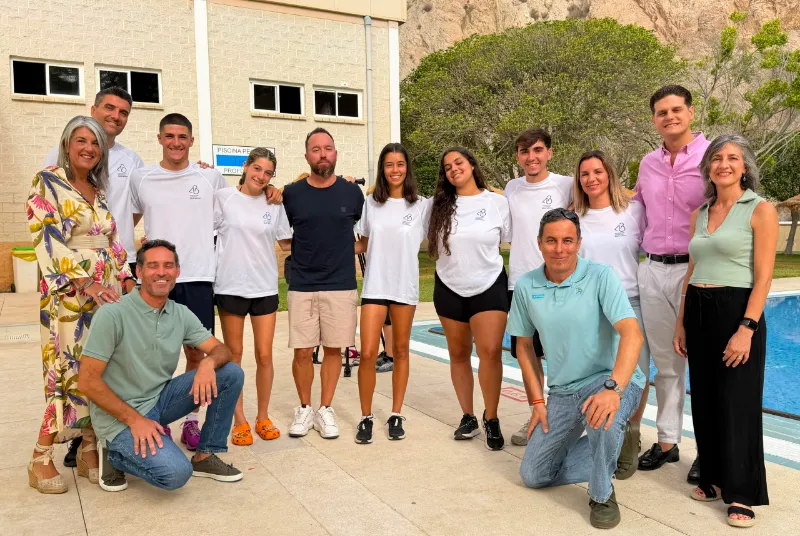 Benalmádena impulsa la inclusión deportiva de verano con monitores de apoyo