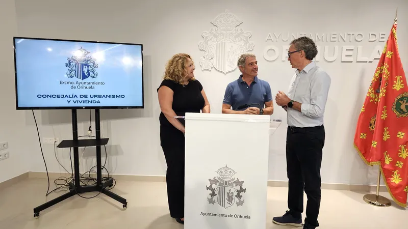Orihuela inicia sanciones a propietarios de solares sin limpiar
