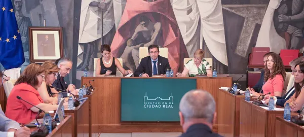 Diputación de Ciudad Real reclama un pacto nacional por el agua y aborda temas municipales