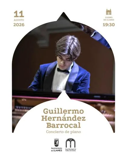 El joven pianista Guillermo Hernández Berrocal actúa en el Casino de Llanes
