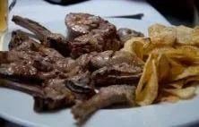 Nuñomoral celebra su rica gastronomía con platos tradicionales