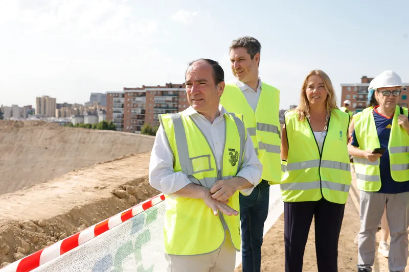 Madrid inicia la cobertura de pasos inferiores de la A-5 con tierras de excavación para crear zonas verdes