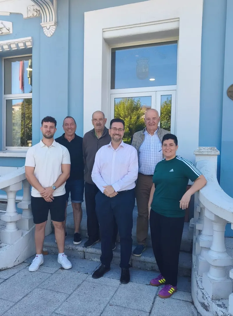 Colindres crea una escuela para impulsar el pasabolo tablón entre los jóvenes