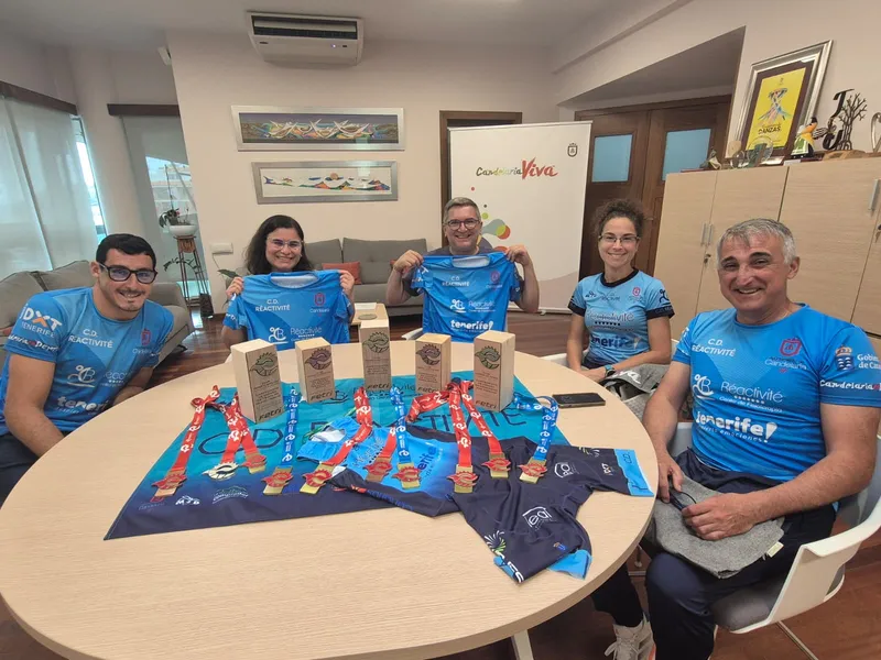El Club Deportivo Reactivité de Candelaria celebra sus éxitos deportivos con la alcaldesa