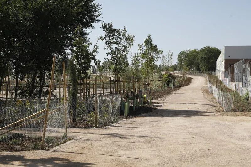 San Blas-Canillejas estrena un parque dedicado a Benedicto XVI