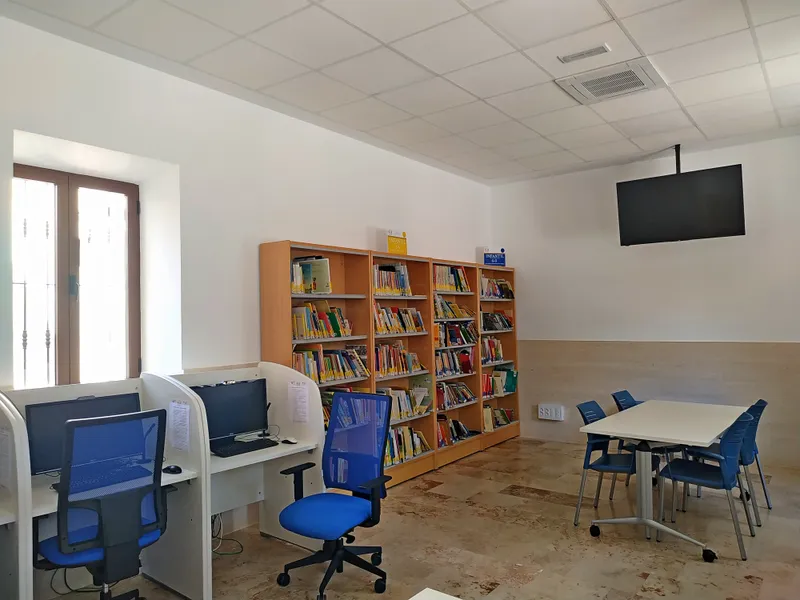 Esquivias detalla la oferta de instalaciones deportivas y culturales para sus vecinos