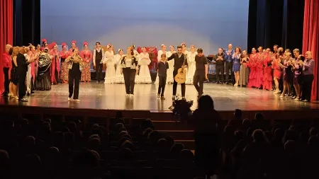 Manzanares celebra el fin de curso de danza flamenca y bailes de salón con un espectáculo en el Gran Teatro