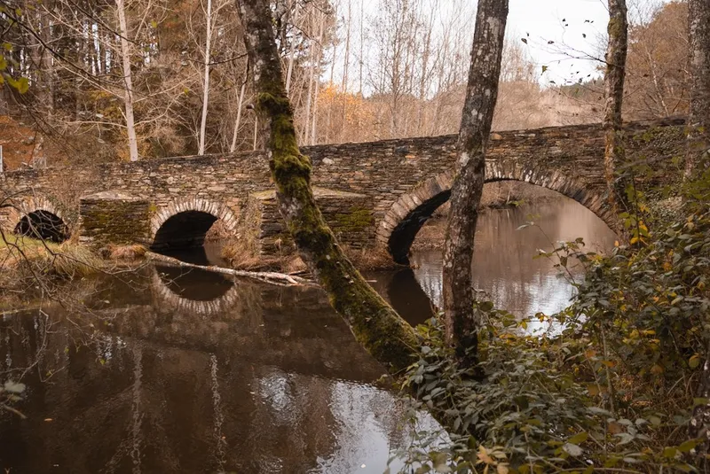 Restaurado el Puente Cabalar, joya romana sobre el río Ferreira en Guntín
