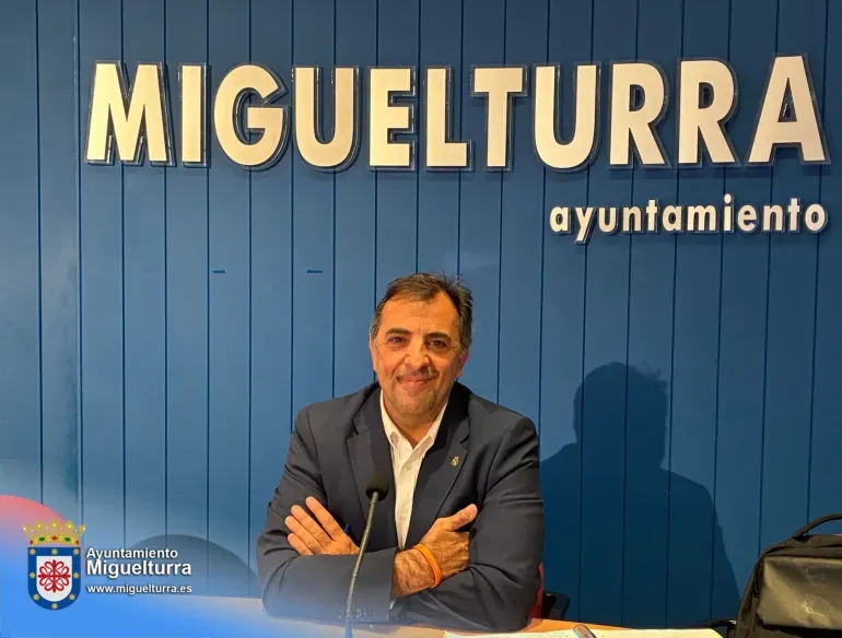 Miguelturra aprueba una plaza de policía, una bolsa de aparejador y mejoras en eficiencia energética