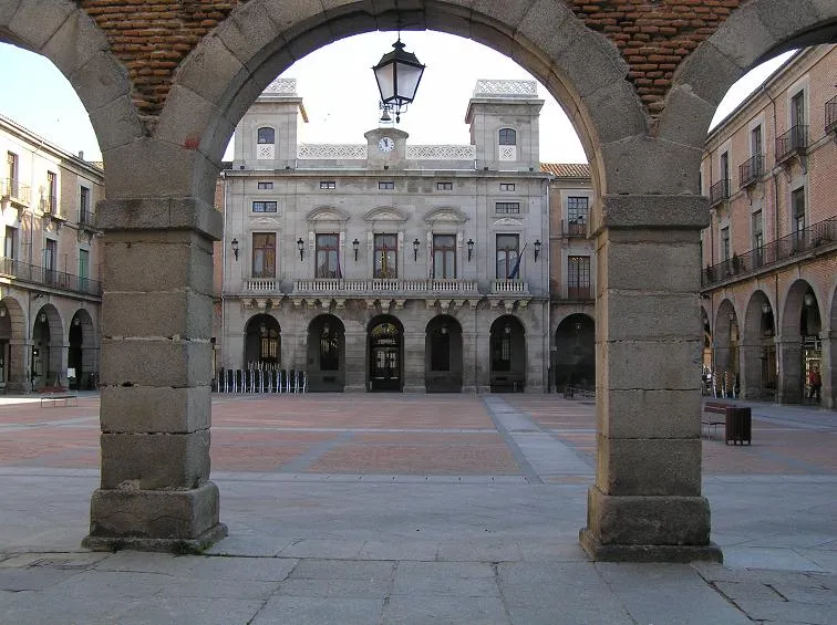 Ávila publica múltiples ofertas de empleo público y convocatorias