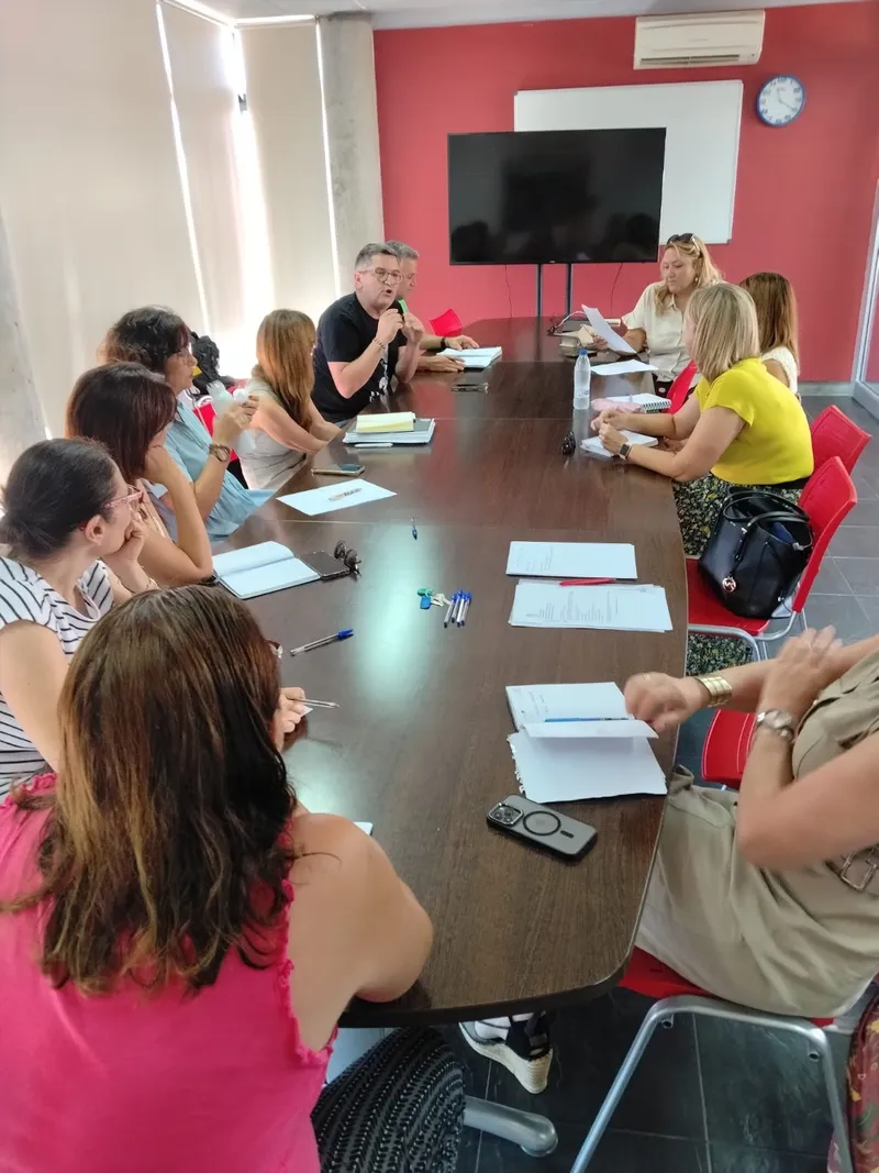 Candelaria evalúa el curso escolar y planifica mejoras educativas