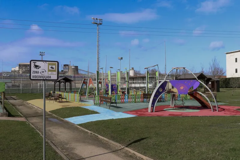 Polanco licita la cubrición del parque infantil de Rinconeda por más de 310.000 euros