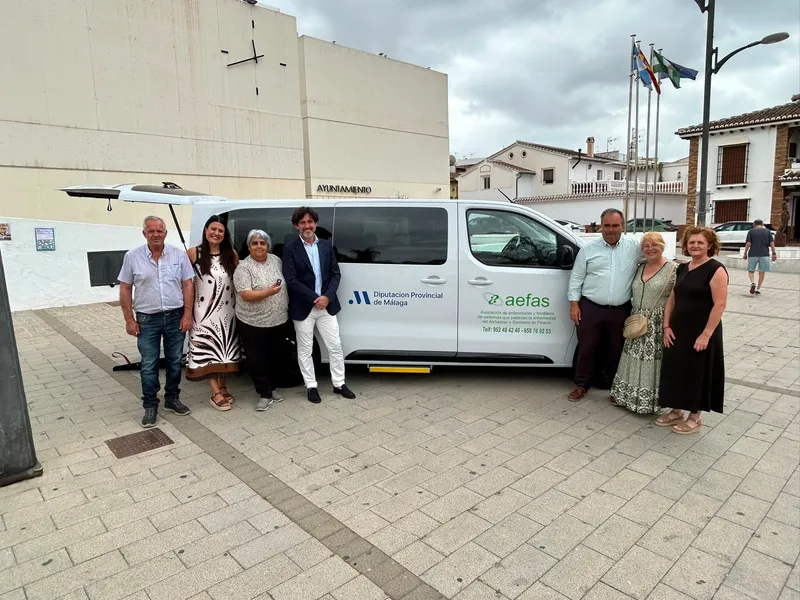 La Diputación de Málaga impulsa a AEFAS y GDR Valle del Guadalhorce con dos vehículos adaptados