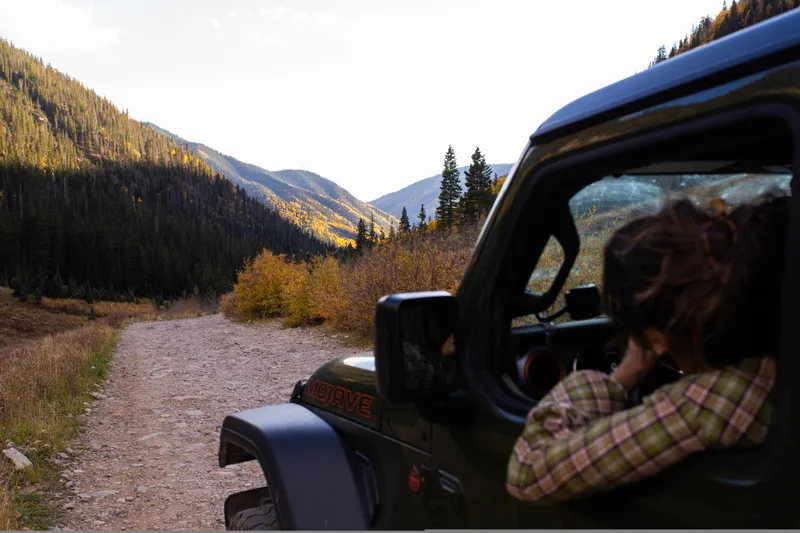 Descubre la belleza otoñal de Durango en Jeep: rutas escénicas y consejos para exploradores