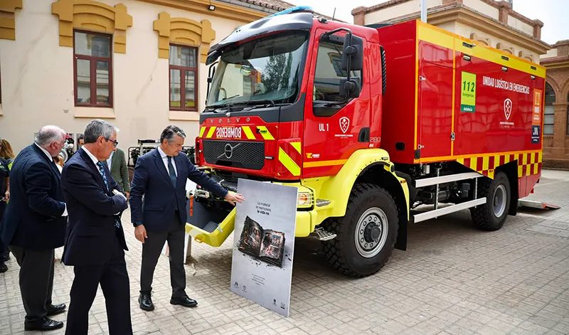 La Junta de Andalucía ultima un decreto para coordinar los bomberos en 2027
