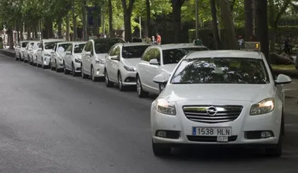 La nueva ordenanza del taxi de Vitoria-Gasteiz obtiene el respaldo del sector