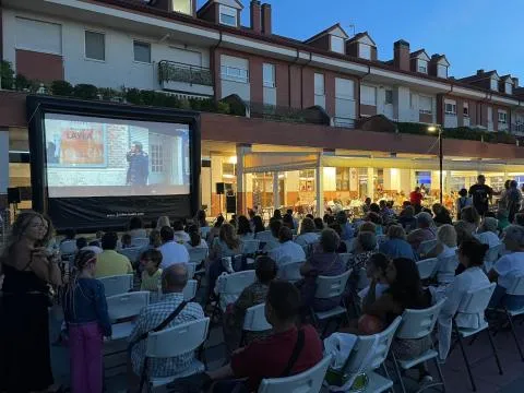 Arroyo de la Encomienda celebra el verano con 'Arroyo Bajo el Sol': conciertos, cine y tradiciones