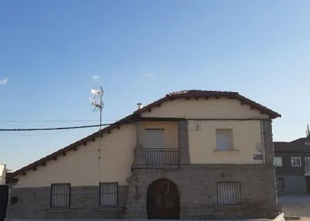 Apartamentos El Quintal en Labajos: alojamiento rural con encanto y cerca de la naturaleza