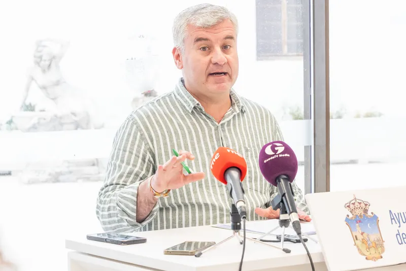 Esteban critica la lentitud en la variante N-320 y exige una solución definitiva para Cuatro Caminos