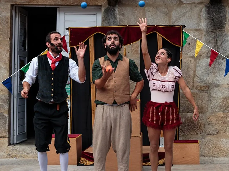 La Deputación acerca el espectáculo familiar 'Ghop!' a Bueu dentro del ciclo +Escénicas