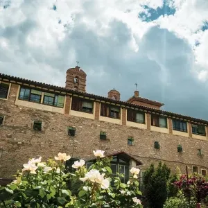 El Convento de las Carmelitas Descalzas de Maluenda: historia, arquitectura y legado