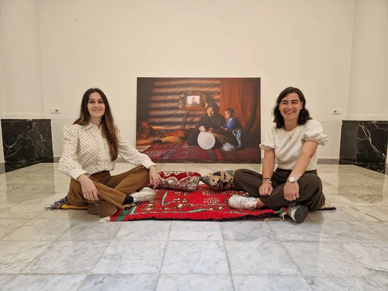 'Basamortuko emakumeen bidaia' llega a Amaia KZ para recuperar la memoria del éxodo saharaui