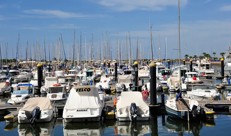 La Junta de Andalucía invierte 1,2 millones en modernizar puertos de Huelva y Cádiz