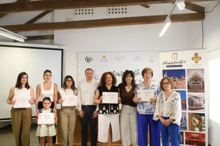 Manzanares premia la fidelidad de sus clientes con la campaña 'Rasca una sonrisa a tu comercio'