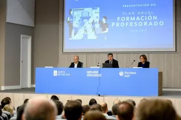 La Xunta impulsa la formación digital y competencial del profesorado gallego con 6.400 actividades