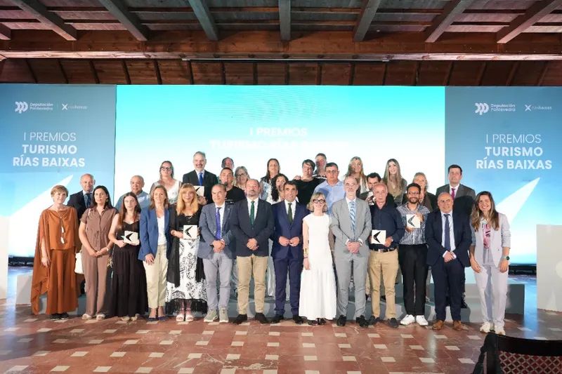 La Deputación de Pontevedra premia la excelencia turística de las Rías Baixas