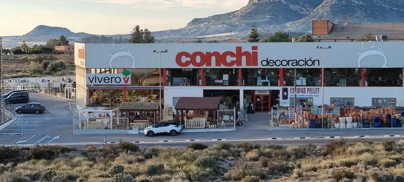 Conchi Decoración abre sus puertas en Agost para ofrecer mobiliario y artículos del hogar