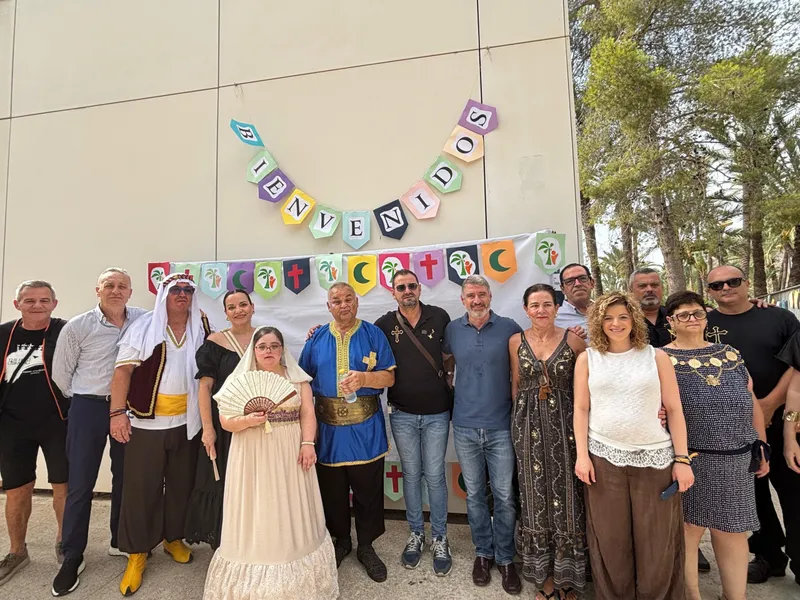 El Centro Ocupacional Oriol recupera su Fiesta de Moros y Cristianos tras siete años