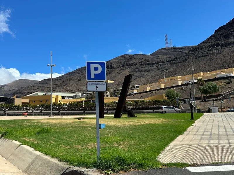 Pájara mejora el aparcamiento en Morro Jable con nueva señalética