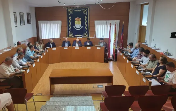 Juanjo Cámara, expulsado del PP, se convierte en concejal no adscrito en Moralzarzal