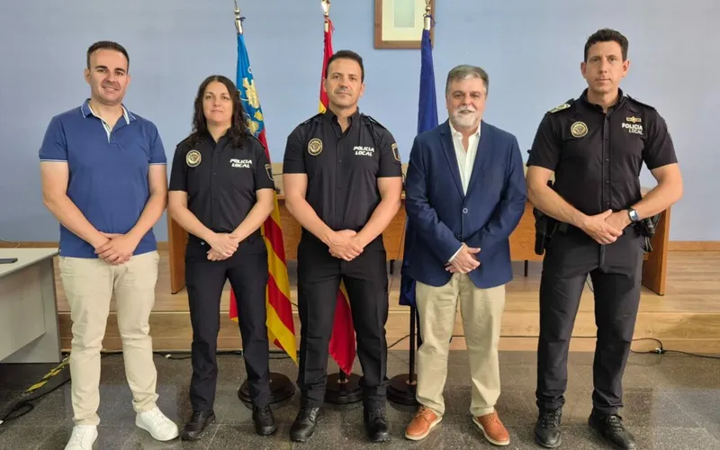Dos nuevos agentes refuerzan la Policía Local de Villena