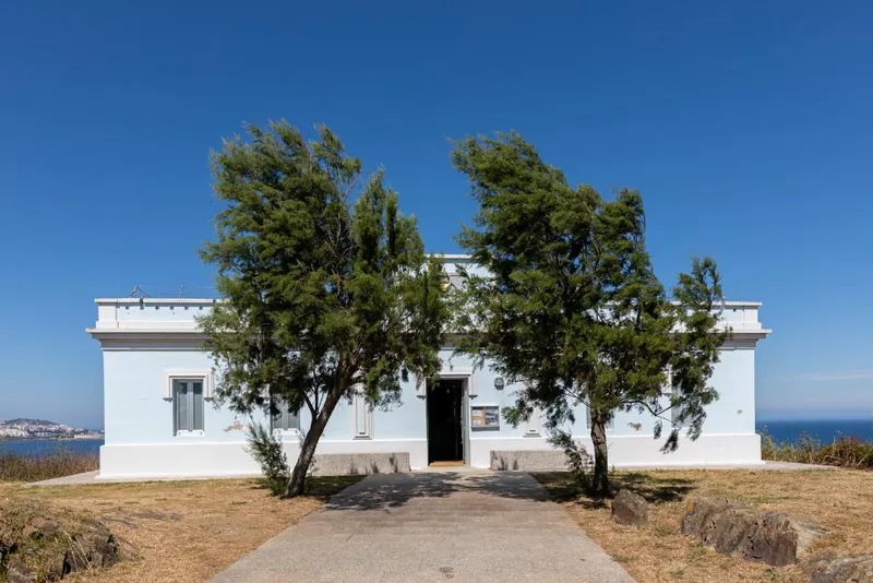 Oleiros promociona sus recursos culturales: Aula do Mar, Castelo de Santa Cruz y Museo Os Oleiros