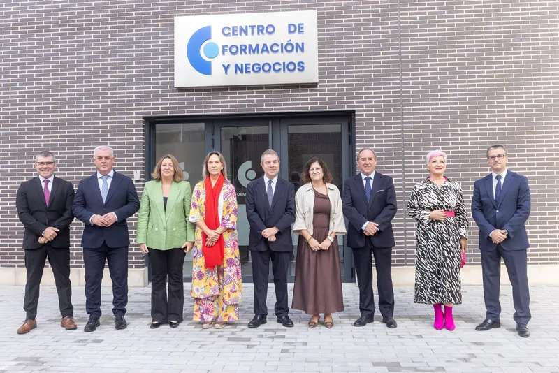 Guadalajara impulsa el tejido empresarial con la nueva sede de CEOE-CEPYME