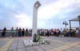Telde honra la memoria de las víctimas del JK5022 con respeto e intimidad