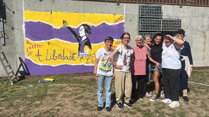 Barbadás inaugura un mural colaborativo en homenaje a Clara Campoamor